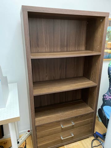 Gratis boekenkast met lades