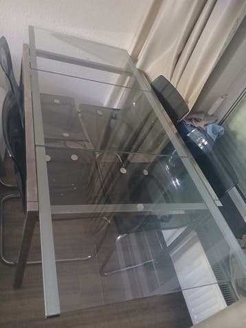 Glazen tafel