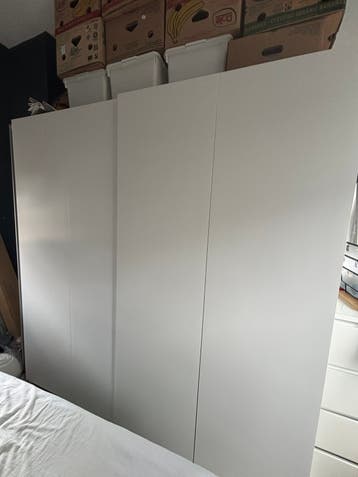 Gratis PAX kledingkast wit