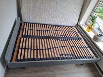Twijfelaar bed 200x140 cm met lattenbodem