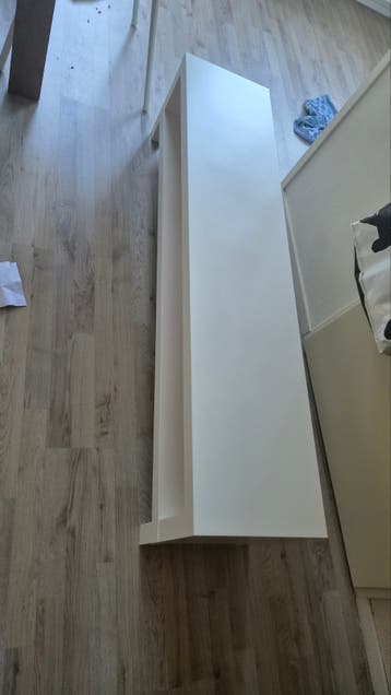 Zo goed als nieuw IKEA TV meubel, wit