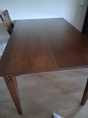 Houten eettafel - Donkerbruin