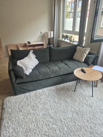Gratis af te halen: Comfortabele bank (poten kapot)