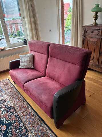 GRATIS Comfortabele 2-zitsbank - Bordeauxrood
