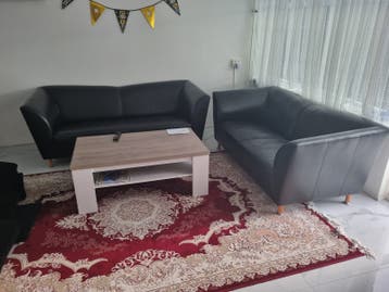 Comfortabele 2-delige bank in zwart leer