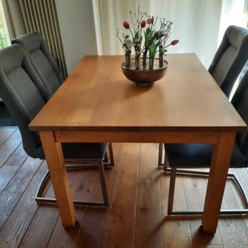 Uitschuifbare eettafel 100x130cm (uit te breiden tot 230cm)