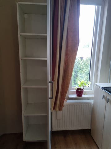 Witte kast met glazen deur - IKEA Billy/Gnedby