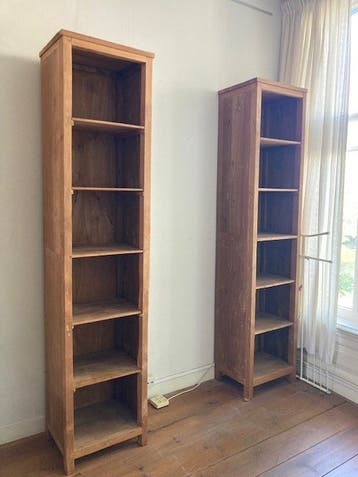 Gratis kasten en allerlei huisraad