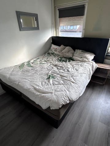 Boxspring, gratis af te halen