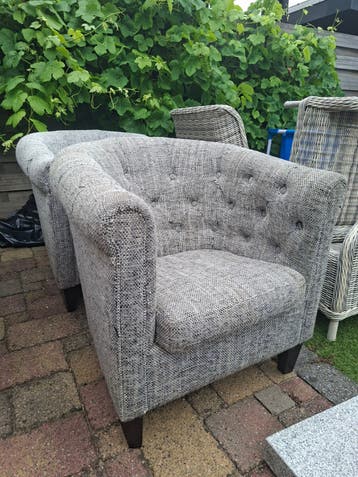 Twee comfortabele stoffen fauteuils - Grijs