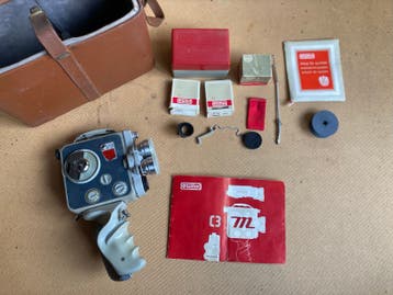 Eumig C3 M Dubbel-8 Camera met Accessoires en Filters