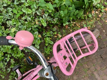 Roze opknap fiets, 16 inch, gratis af te halen