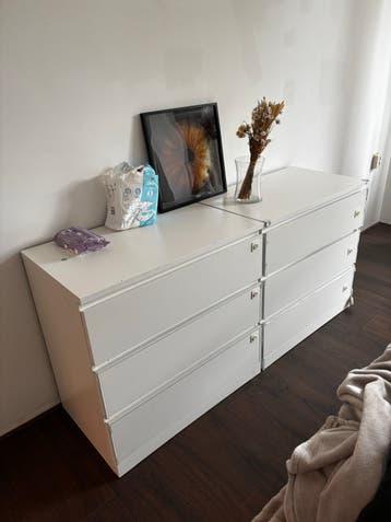 Gratis - 2 Witte ladekasten met 3 laden