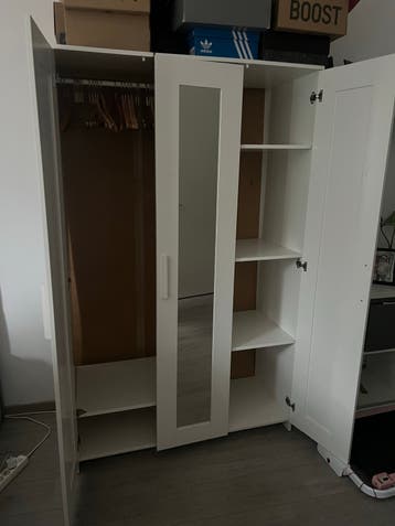 Gratis IKEA BRIMNES kledingkast – ZSM ophalen