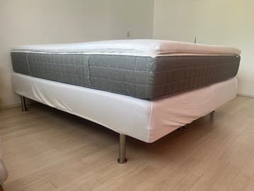 Boxspring IKEA 160 x 200 gratis af te halen!
