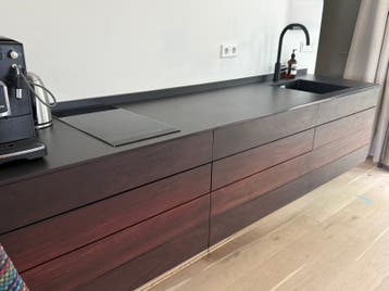 Keukenelement met keramisch blad