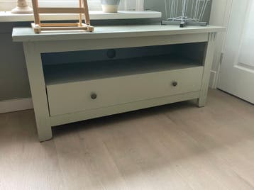 Ladenkast, saliegroen geverfd.