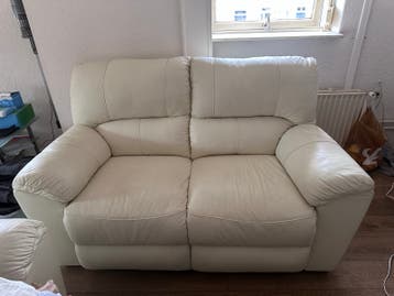 GRATIS AFHALEN Comfortabele 2-zitsbank van crème leer