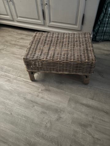 Hocker rotan