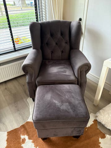 Gratis fauteuil met poef