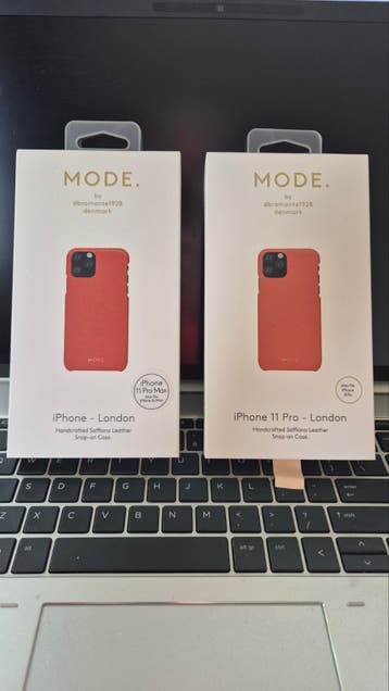 MODE. iPhone 11 Pro / Pro Max Saffiano Leren Hoesjes