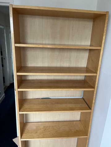 Ikea billy kast GRATIS