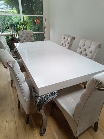 Tafelset met 6 stoelen - snel ophalen GRATIS!