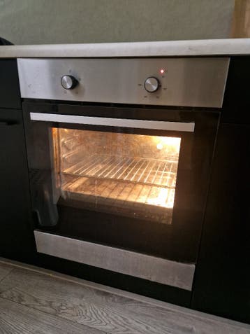 Inbouw oven gratis af te halen 60x60cm