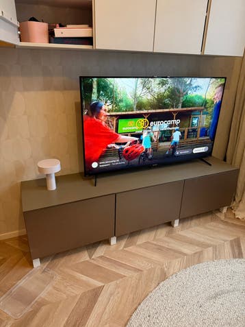 GRATIS Ikea besta tv meubel 180 cm geschikt voor kattenbak