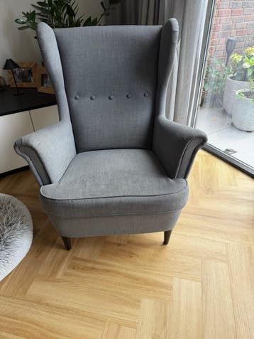 Gratis op te halen! Grijze oorfauteuil