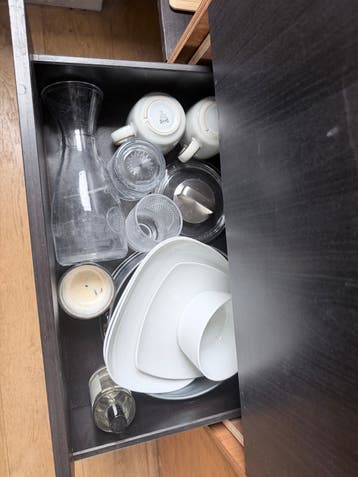 Diverse Keukenbenodigdheden en Serviesgoed