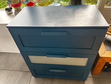 Blauwe ladekast met 3 laden - zo goed als nieuw