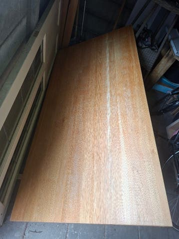 Gratis teak houten tafel