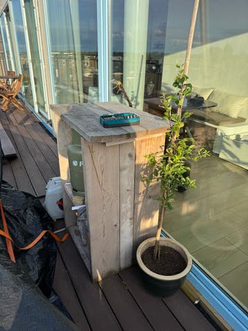 Veelzijdig steigerhouten kastje