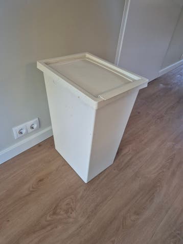 IKEA Afvalemmer - Handige en Compacte Prullenbak