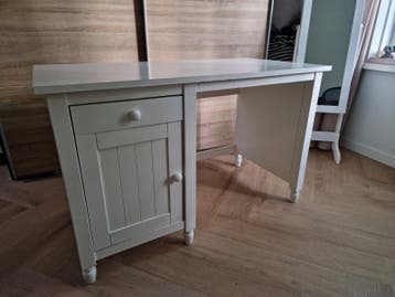 Compact bureau 120x60 gratis af te halen