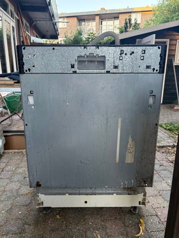 GRATIS - Bosch vaatwasser (sluit niet)