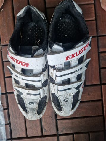 Gratis Exustar fietsschoenen - Maat 44