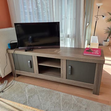 TV-meubel met opbergruimte