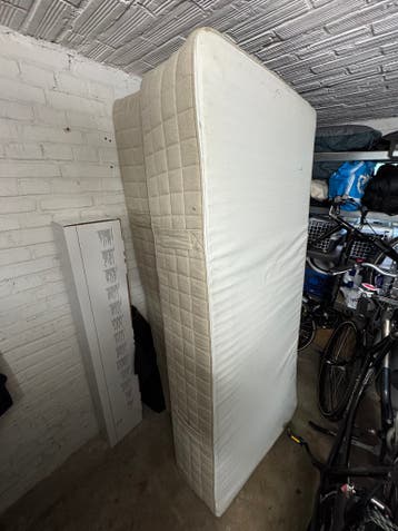 IKEA Hyllestad matras 2x 90x200 - GRATIS
