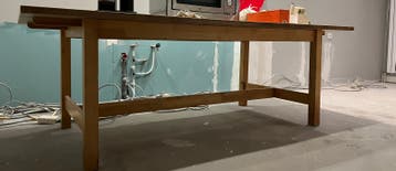 Robuuste houten eettafel - uitschuifbaar!