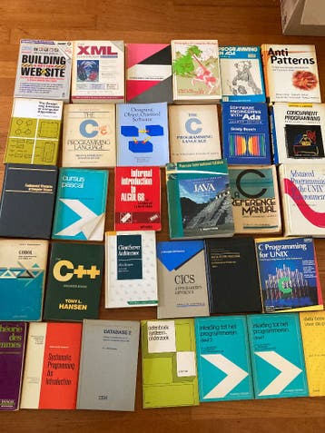 Oudere computerboeken (voornamelijk van vóór 2000)
