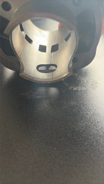 GEZOCHT 70CC Warmloper/Vastloper Peugeot Verticaal Cilinder