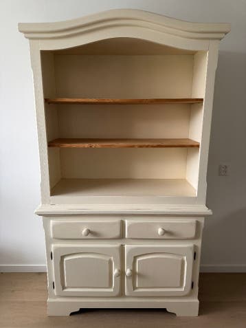 Houten kast GRATIS