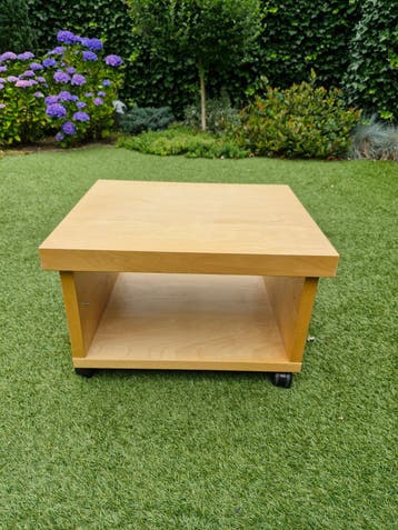 IKEA bijzettafel op wieltjes - 40x50x60 cm