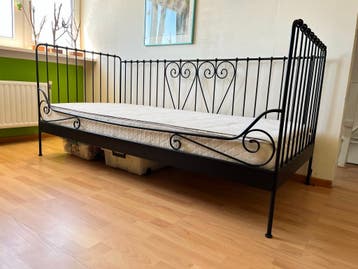 Bed 90x200