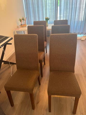 Set van 6 bruine eettafelstoelen (GRATIS meenemen)