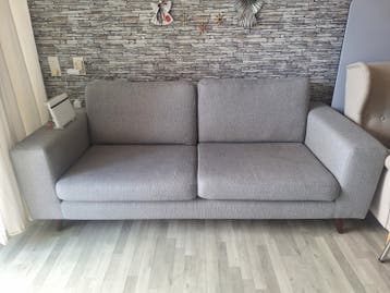 Grijze bank gratis ophalen