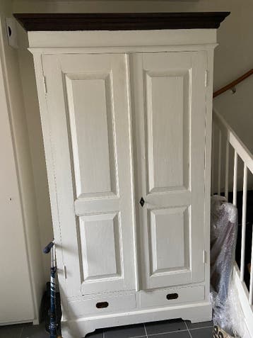 Kast (gratis af te halen)