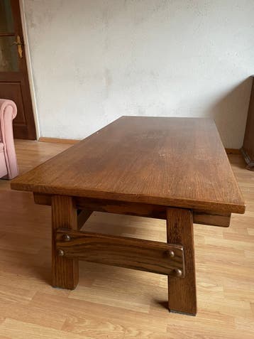 eiken salontafel 140 * 75 * 45 hoog GRATIS